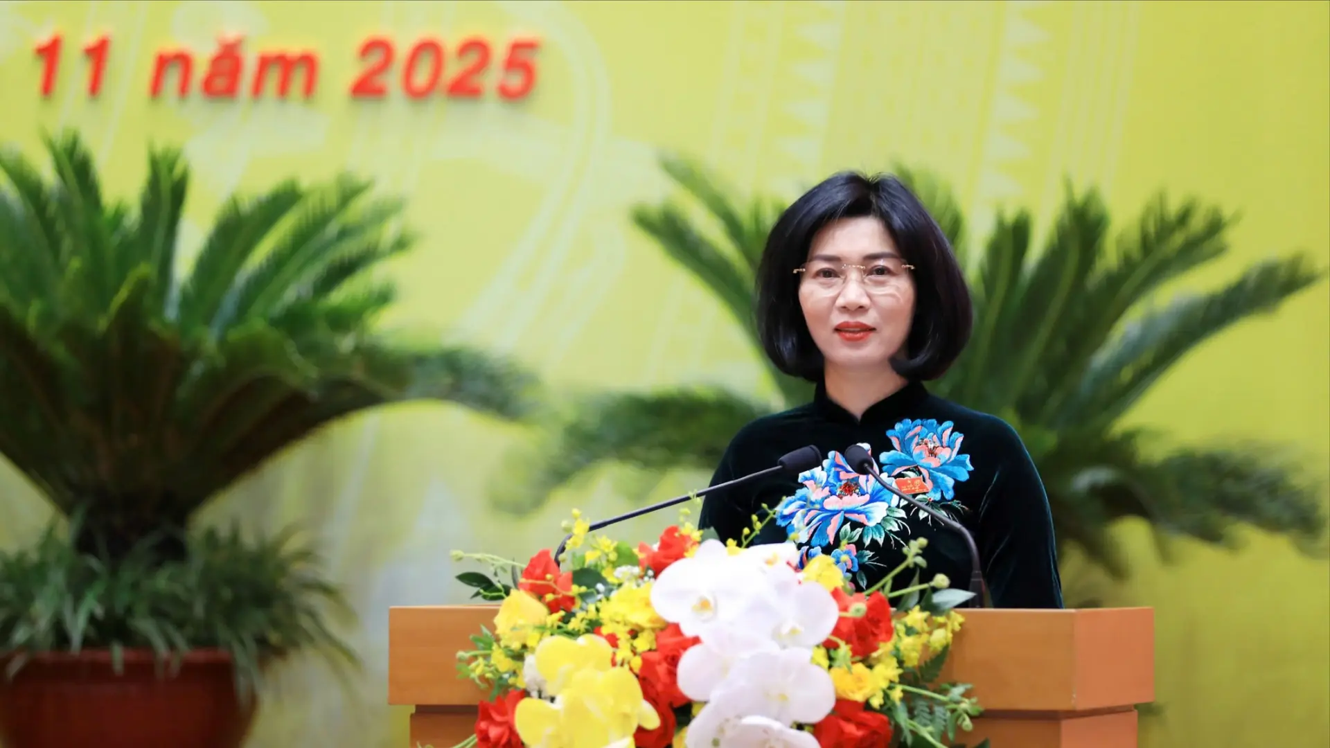 Bà Phùng Thị Hồng Hà giữ chức Chủ tịch HĐND TP Hà Nội